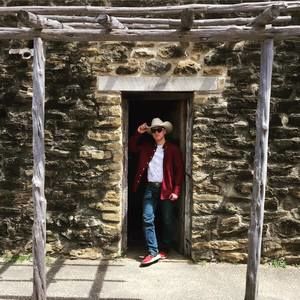 Meet your Posher, Kagan